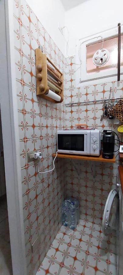 Appartement Ampio Monolocale Con Terrazzo - A 2 Passi Dal Mare à Latte Extérieur photo