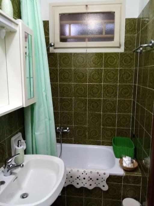 Appartement Ampio Monolocale Con Terrazzo - A 2 Passi Dal Mare à Latte Extérieur photo
